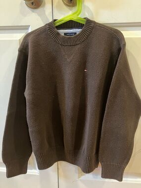 Tommy Hilfiger Brown Crewneck Sweater with Flag Logo